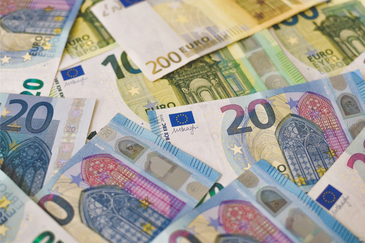 Limite Pagamenti Contanti al 2025